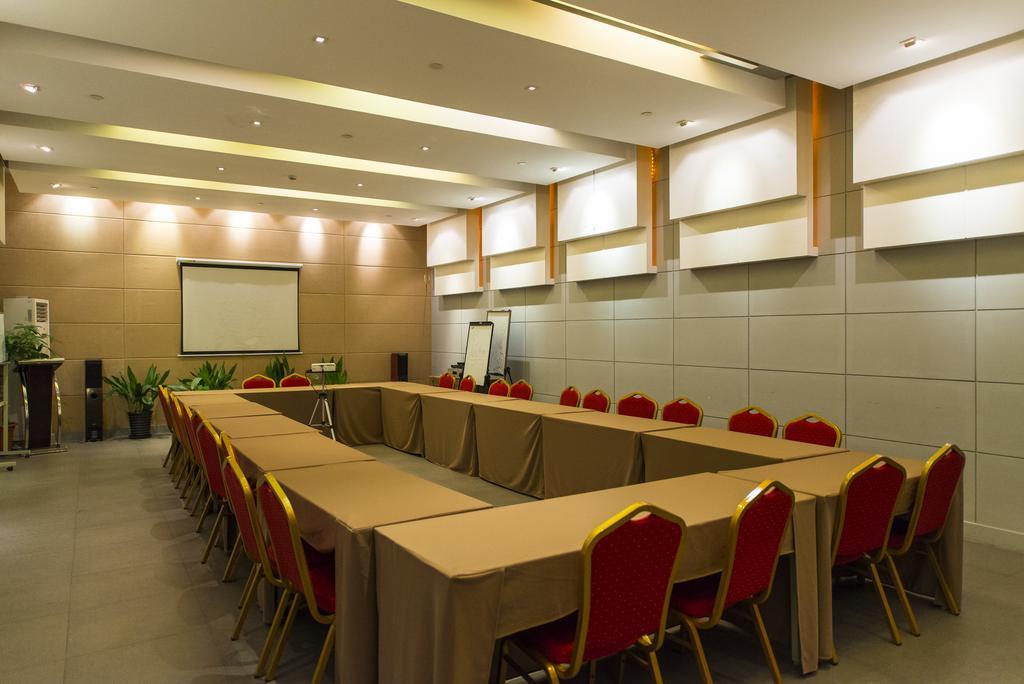 Jingjiang Inn Shanghai Minsheng Road Exterior photo